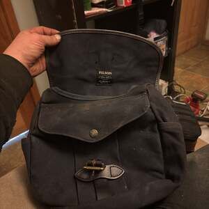 Filson Small Rugged Twill Field Bag
